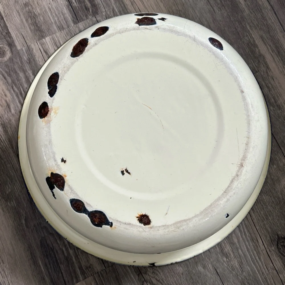 Unbranded vintage white